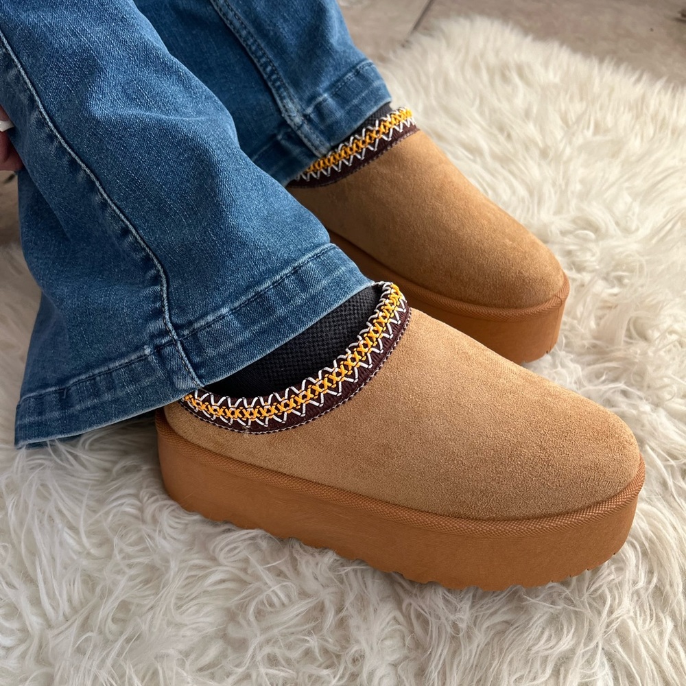 Tan Faux Fur Lined Platform Bootie